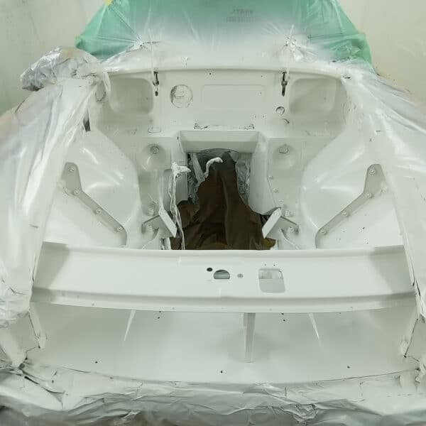 27.05.2025 1967 MG B Roadster White Paint 9