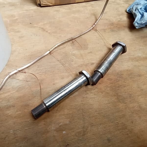 27.05.2025 1969 Aston Martin DB6 Volante Blue assembling shocks and suspension 18