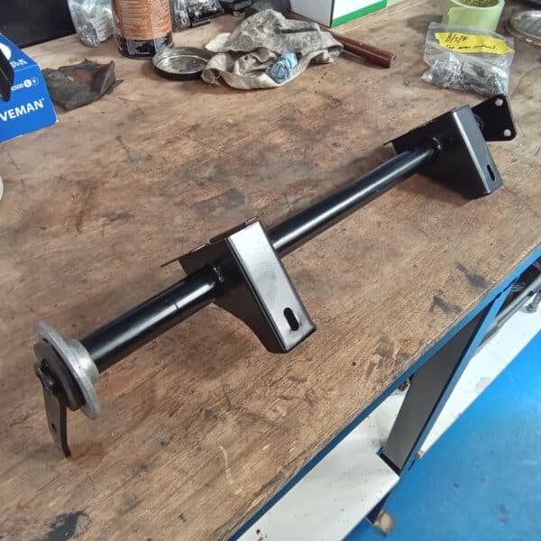 27.05.2025 1969 Aston Martin DB6 Volante Blue assembling shocks and suspension 42