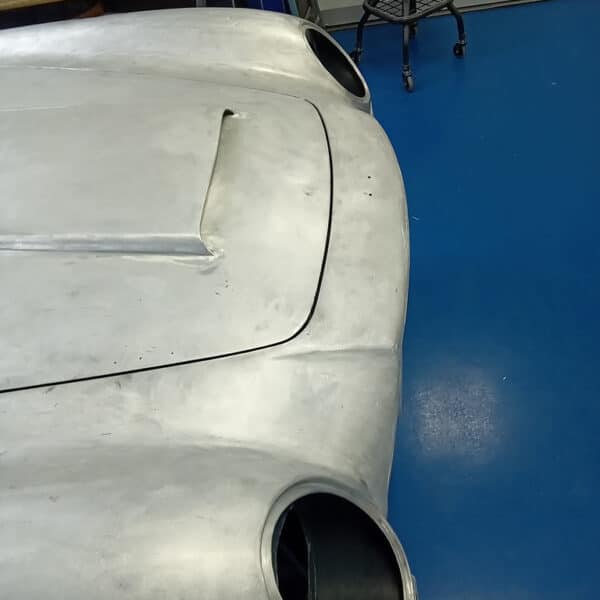 27.05.2025 1969 Aston Martin DB6 Volante Blue bonnet 5