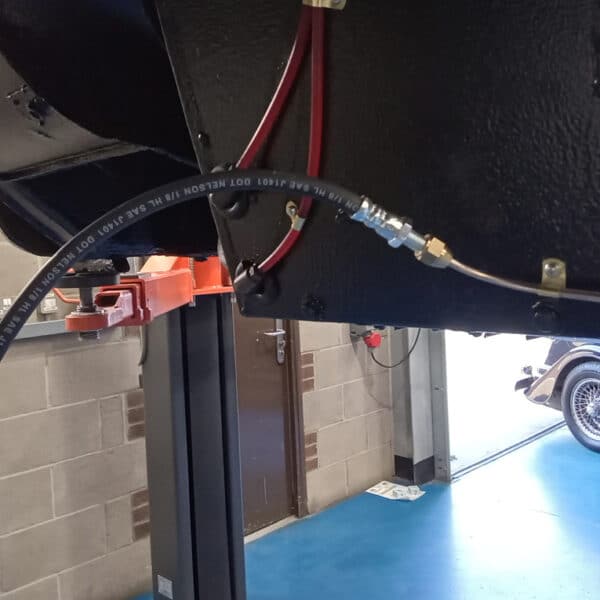 27.05.2025 1969 Aston Martin DB6 Volante Blue suspension and underside 1