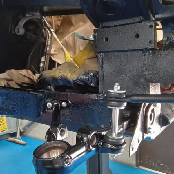 27.05.2025 1969 Aston Martin DB6 Volante Blue suspension and underside 5