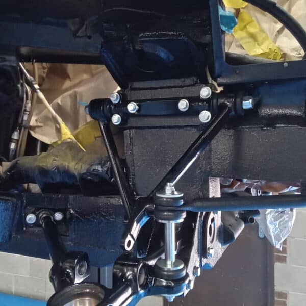 27.05.2025 1969 Aston Martin DB6 Volante Blue suspension and underside 7