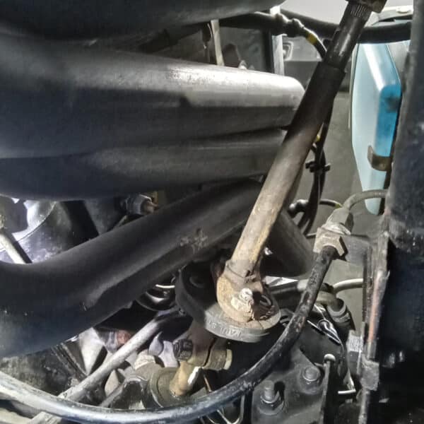 27.05.2025 1987 Rover Vitesse Black Column bush 12
