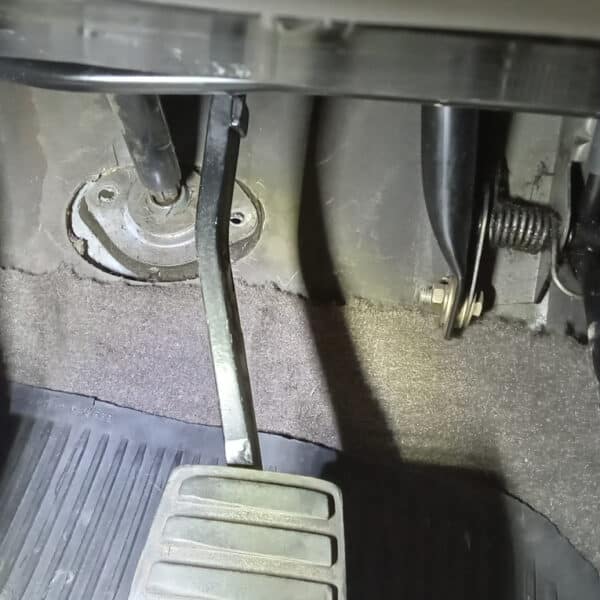 27.05.2025 1987 Rover Vitesse Black column 6