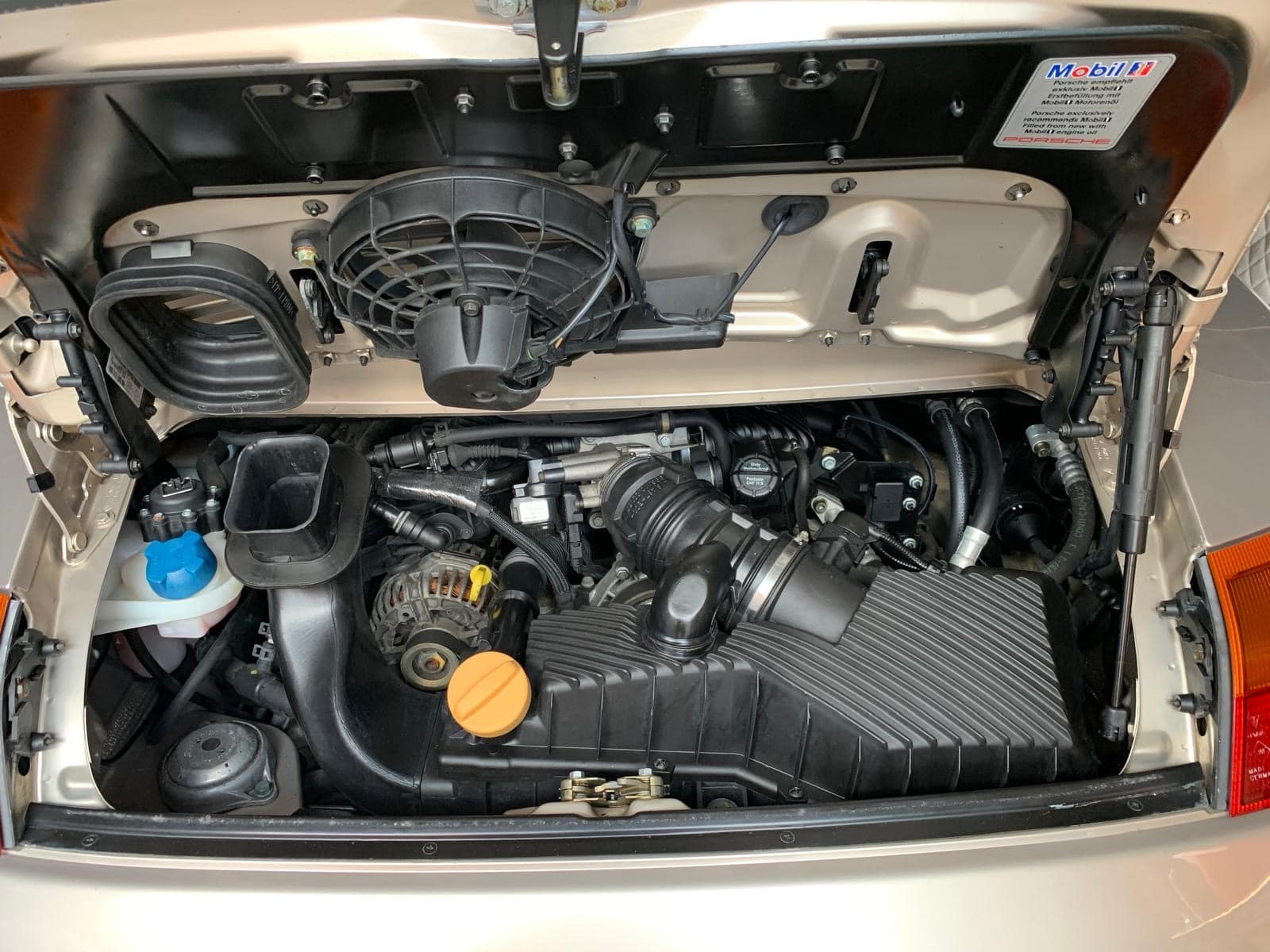 280425 1997 porsche 911 (1)