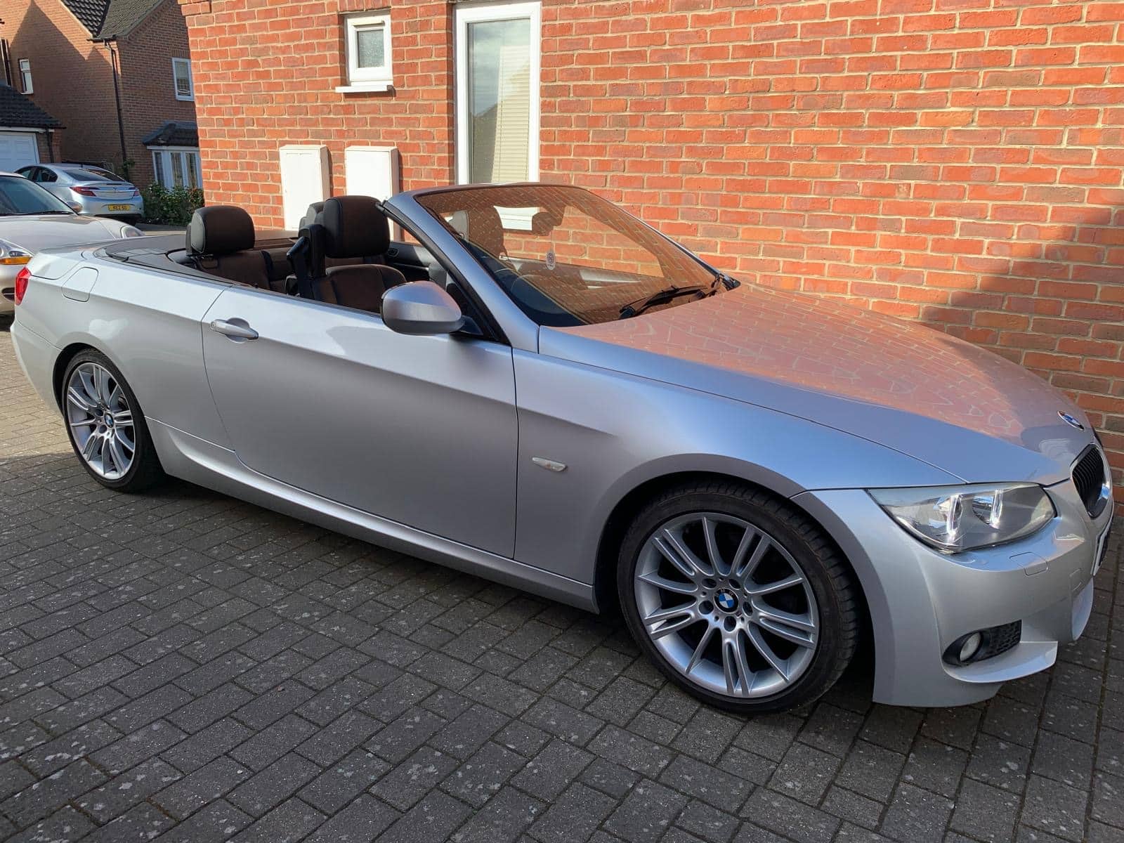 280425 bmw 320 cabriolet (1)