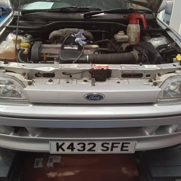 29.05.2025 1993 Ford Escort XR3I Silver Oil Leak 1