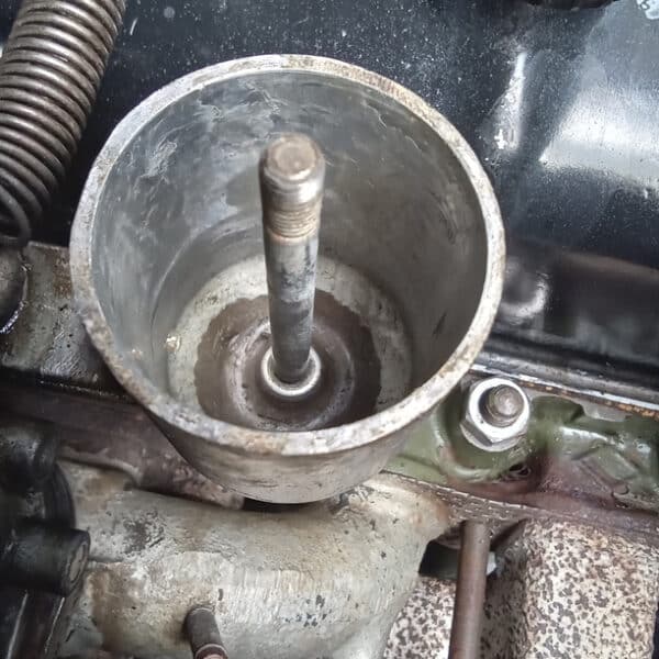 03.06.2025 1947 Wolseley Eight Black check and get running 14