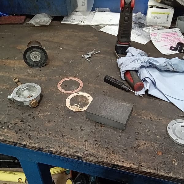 03.06.2025 1947 Wolseley Eight Black fuel pump 6