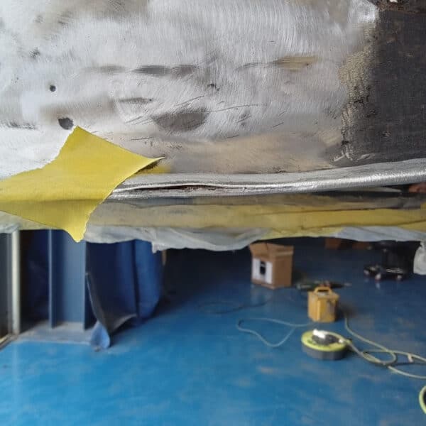 03.06.2025 1969 Aston Martin DB6 Volante Blue door frames prepped 16