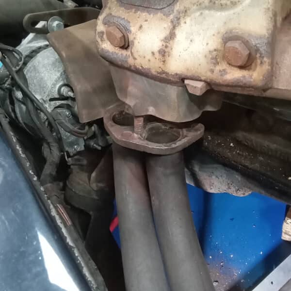 03.06.2025 1984 Morgan 44 exhaust and starter 10