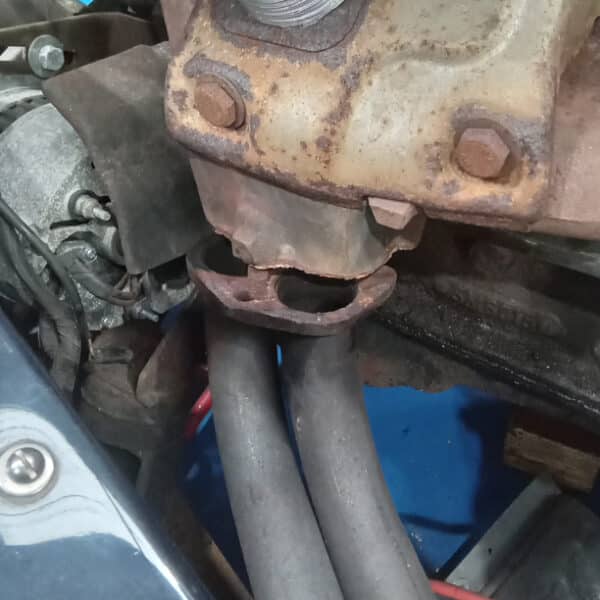 03.06.2025 1984 Morgan 44 exhaust and starter 5