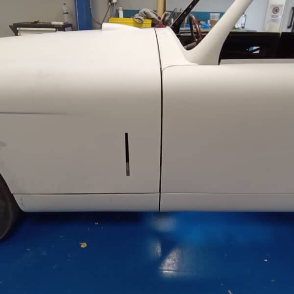 030625 1953 Aston Martin DB2 4 Blocking 18