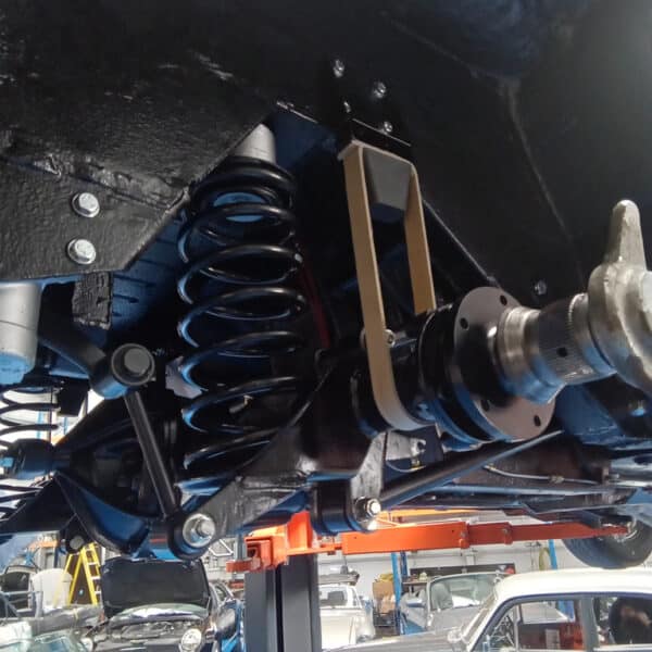 040625 1969 Aston Martin DB6 Volante Rear Suspension Build 7