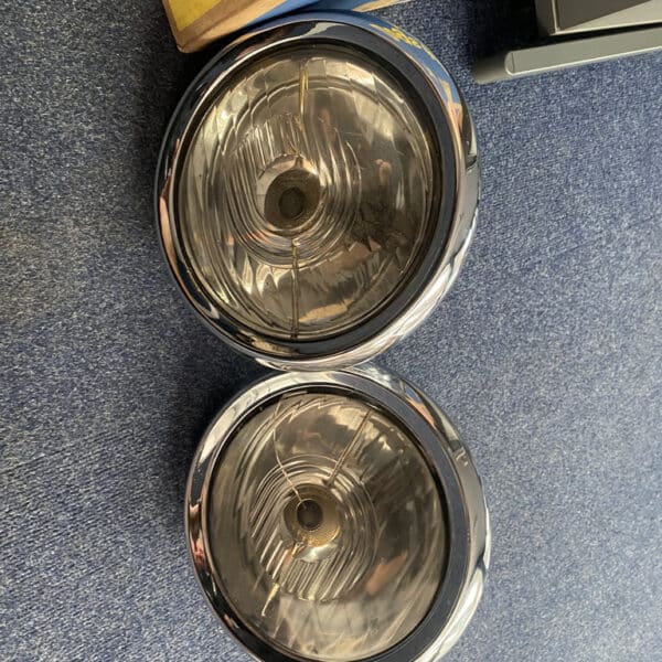 05.06.2025 1954 Jaguar XK120 Cream Headlights 2