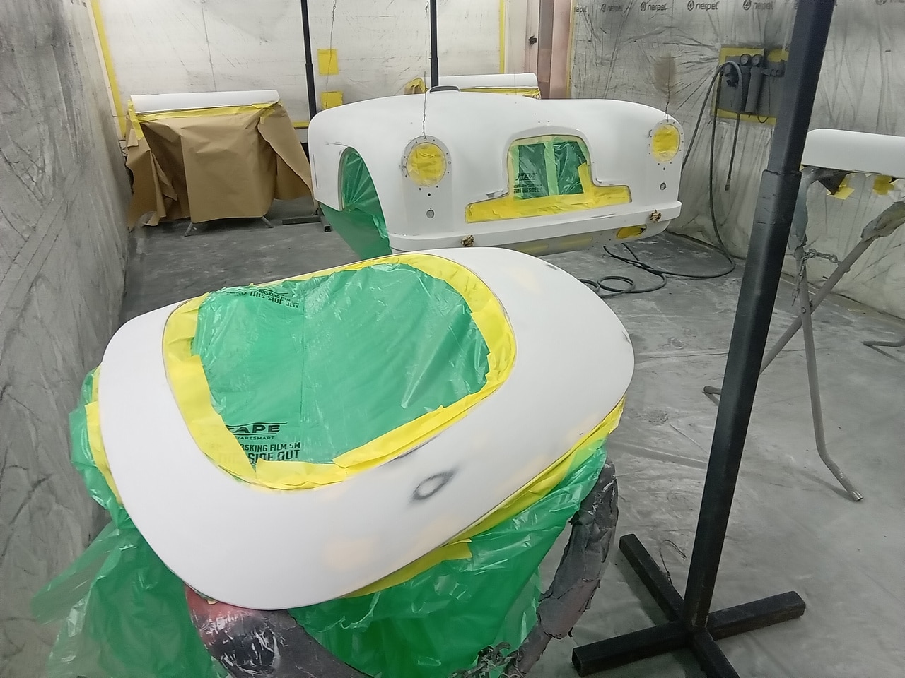 060625 1953 Aston Martin DB24 Polyfan to 180 for primer 24