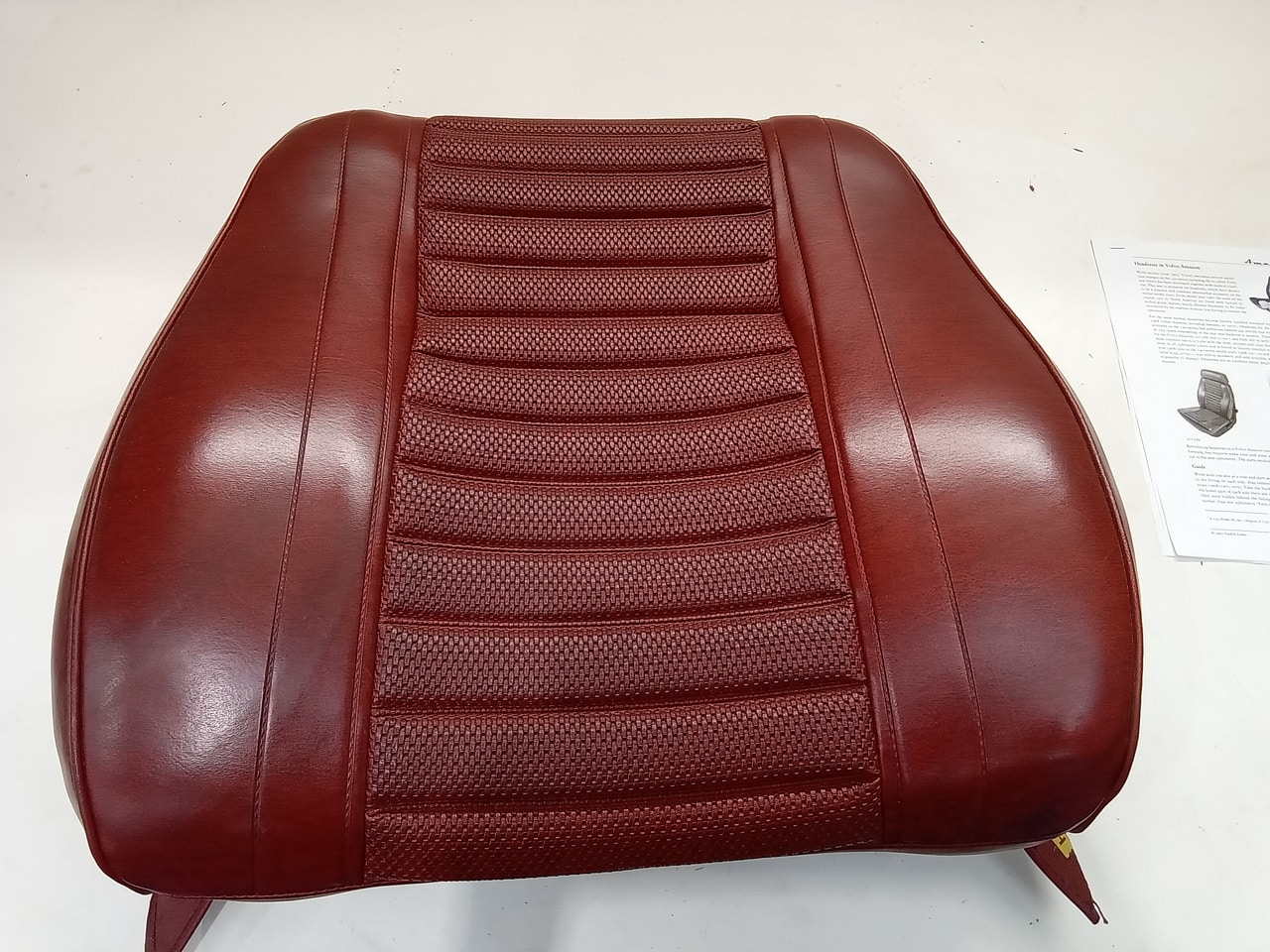 060625 1966 Volvo Amazon Headrests 05