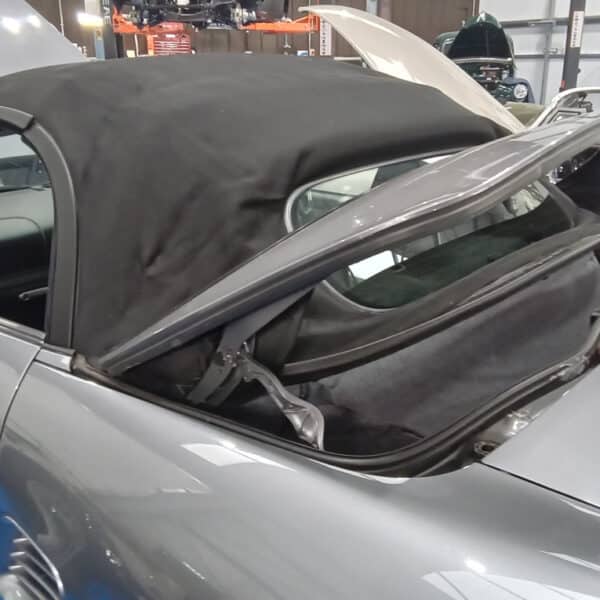 060625 2003 Porsche Boxter 2.7 Appraisal 34