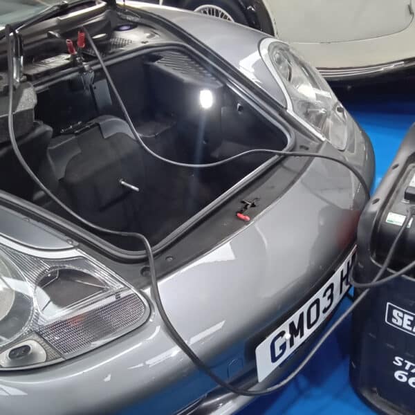 060625 2003 Porsche Boxter 2.7 Appraisal 37