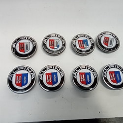 060625 2004 Alpina Roadster S New Centre Caps 2