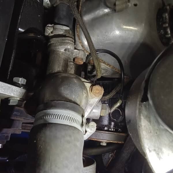 10.06.2025 1964 Daimler 2.5 V8 Blue costumer Jobs 12