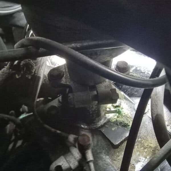 10.06.2025 1964 Daimler 2.5 V8 Blue costumer Jobs 8