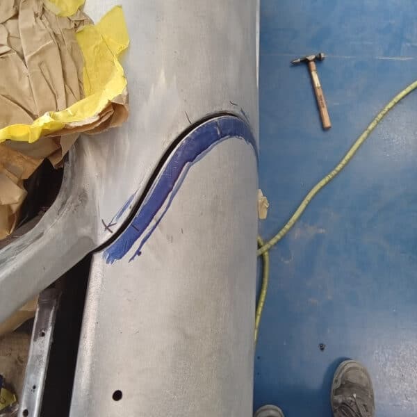 10.06.2025 1969 Aston Martin DB6 Volante Blue Grapping doors.boot 11