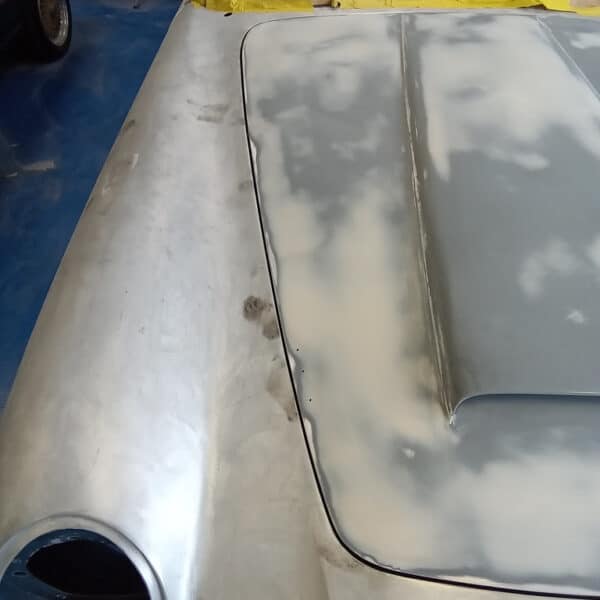 10.06.2025 1969 Aston Martin DB6 Volante Blue Grapping doors.boot 3