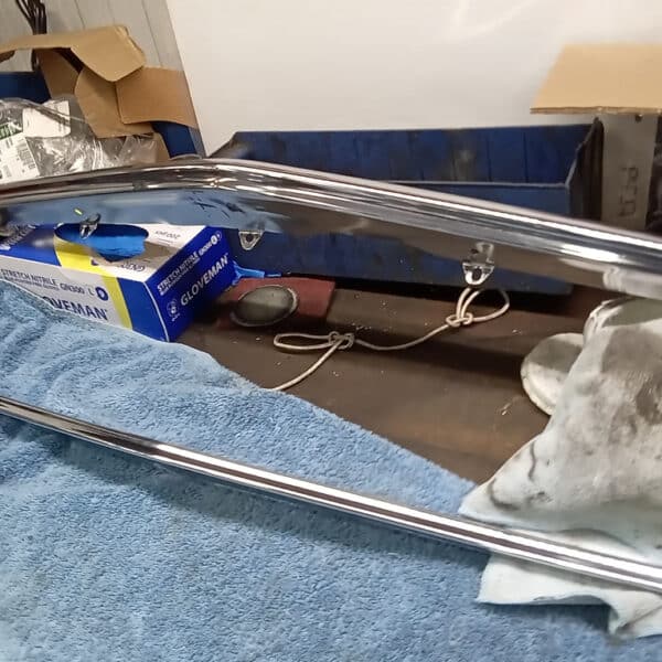 10.06.2025 1987 Mercedes 500 SL Grey Boot Panel 19