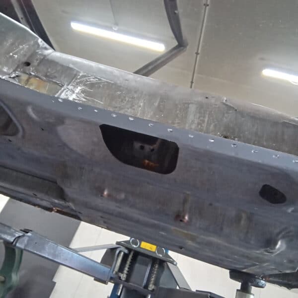 12062025 1978 Mercedes 350SL floors and frame 10