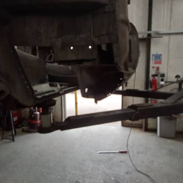 12062025 1978 Mercedes 350SL floors and frame 13
