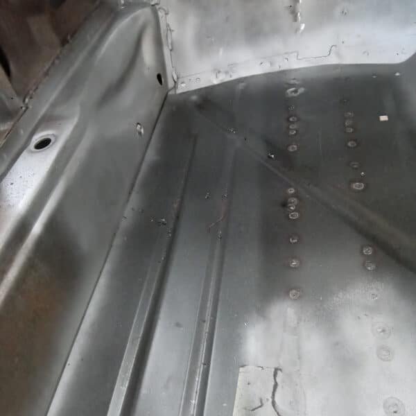 16062025 1978 Mercedes 350SL floors complete 8