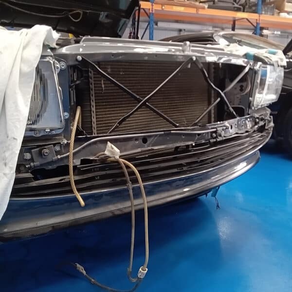 17.06.2025 1987 Mercedes 500 SL Grey Grill 24