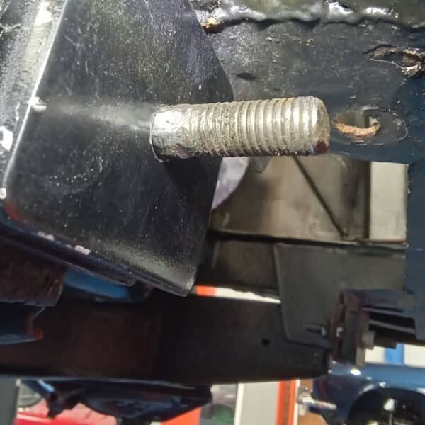 190620225 1963 Jaguar MKII repairs 9