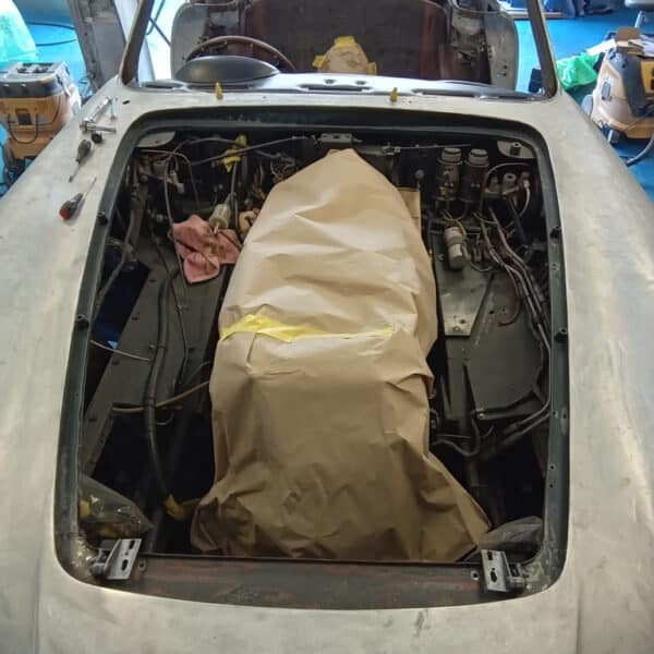 19062025 1969 Aston Martin DB6 epoxy 36