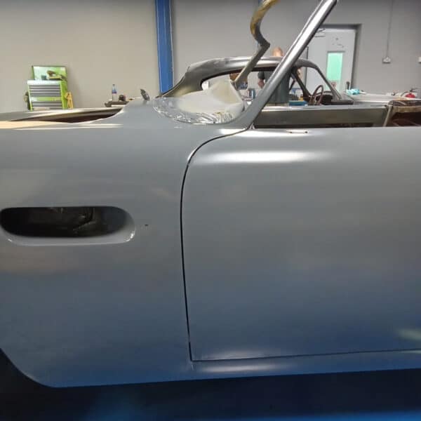 19062025 1969 Aston Martin DB6 epoxy 4