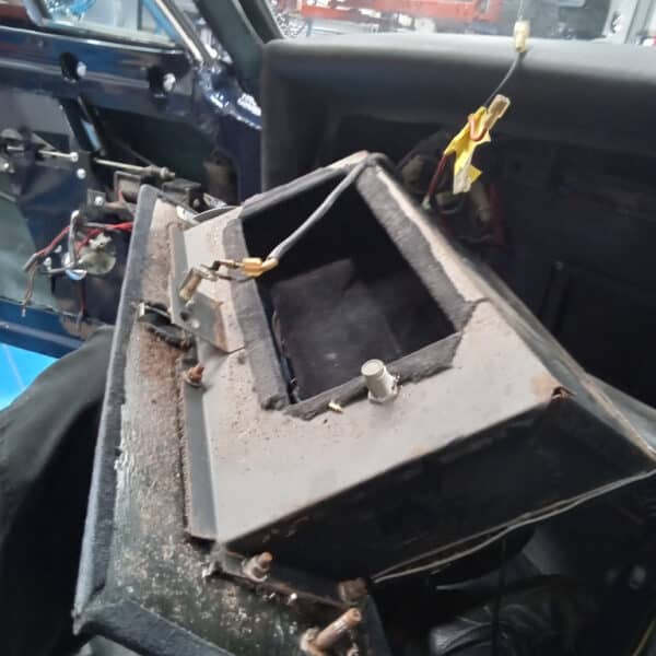 19062025 1976 Jensen Interceptor dash out 33