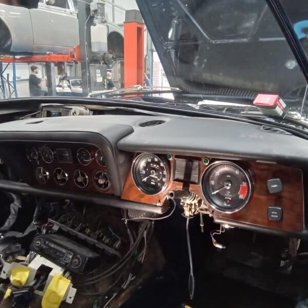 19062025 1976 Jensen Interceptor dash out 37