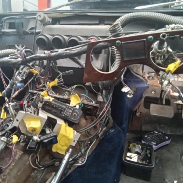 19062025 1976 Jensen Interceptor dash out 46