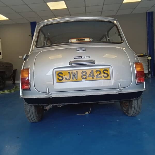 19062025 1977 Leyland Mini 1000 paint done 17