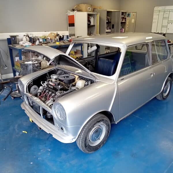 19062025 1977 Leyland Mini 1000 paint done 24