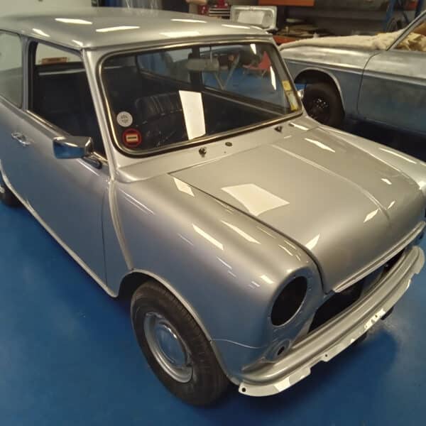 19062025 1977 Leyland Mini 1000 paint done 30