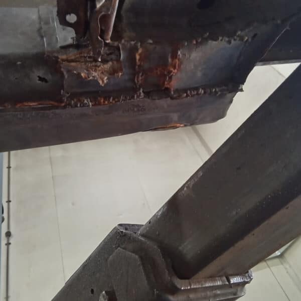 19062025 1978 Mercedes 350SL rust and rot repairs 6