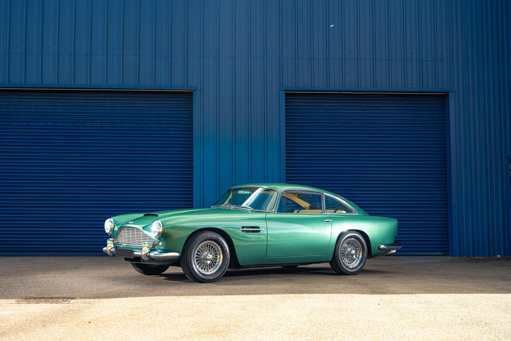 1962 Aston Martin DB4 Series IV 1347768 scaled