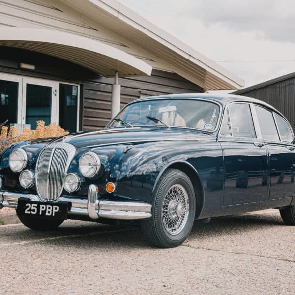 1964 Daimler 250V8 Arrival