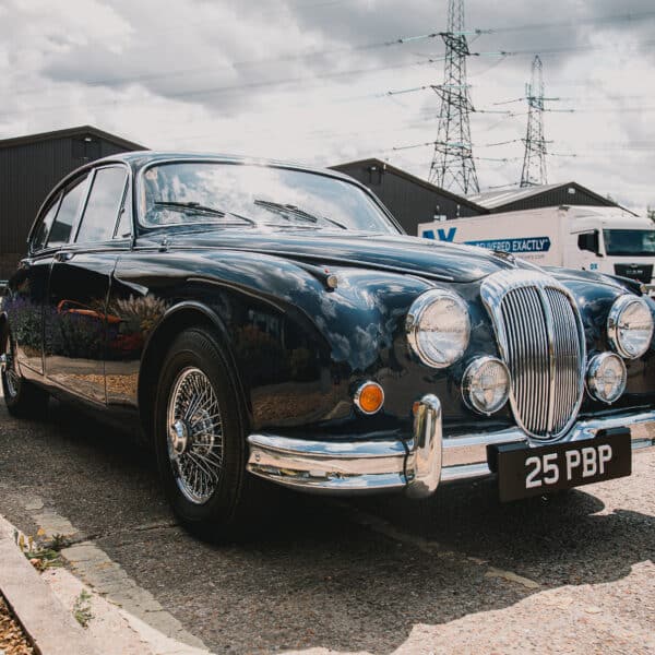 1964 Daimler 250V8 Arrival 7