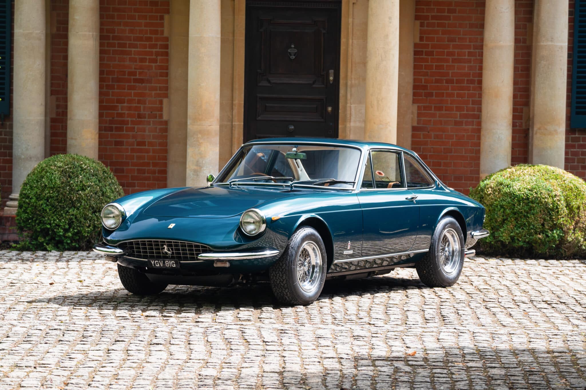 1969 Ferrari 365 GTC by Pininfarina 1350268 scaled