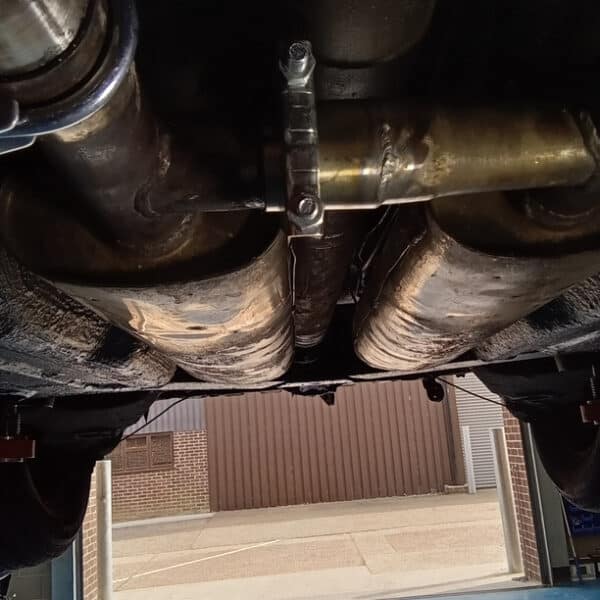 1972 Triumph Stag Exhaust 01