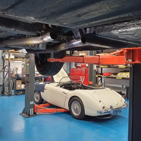 1972 Triumph Stag Exhaust 04